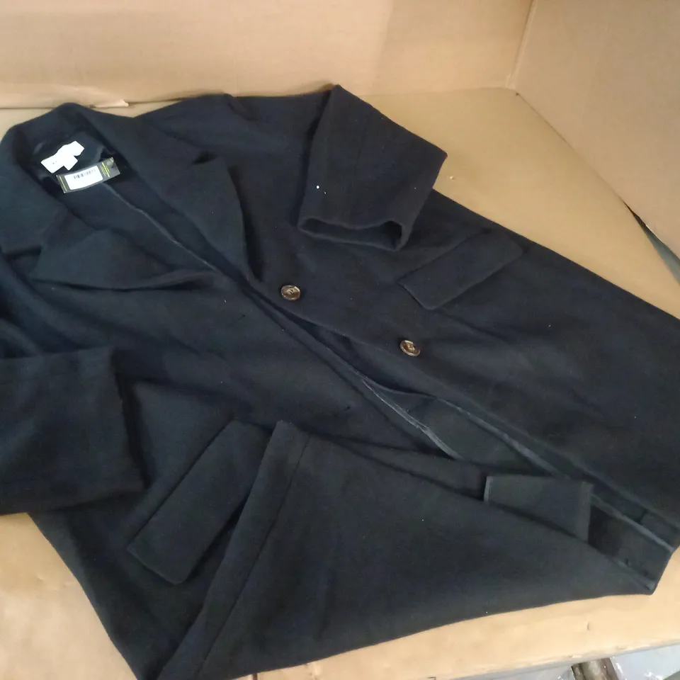WAREHOUSE CURVE SINGLE BREASTED RELAXED CROMBIE IN BLACK - UK 18