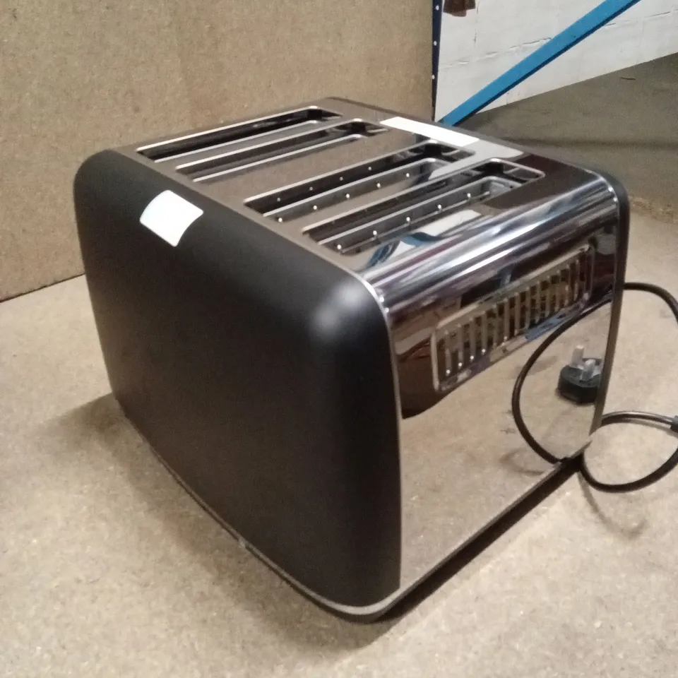 BOXED MORPHY RICHARDS 4-SLICE TOASTER - ACCENTS BLACK
