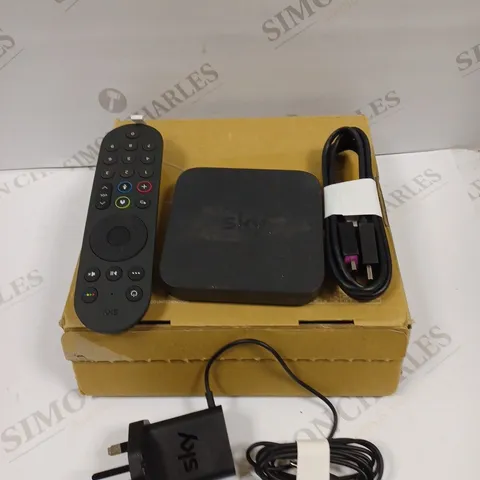 BOXED SKY IP061-EF-ANT STREAMING BOX