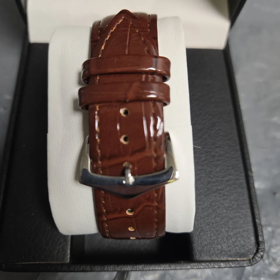 ERNEST FERDINAND QUARTZ WRISTWATCH – BROWN LEATHER STRAP