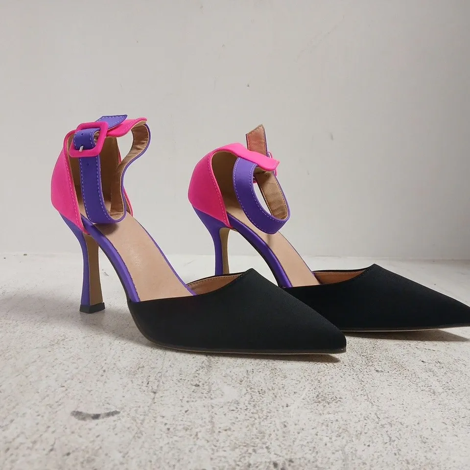 BOXED PAIR OF UNBRANDED POINTED TOE HEELS IN BLACK/PURPLE/PINK SIZE EU 42