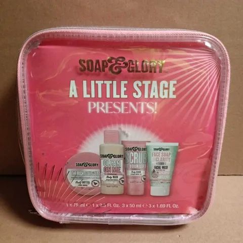 SOAP & GLORY A LITTLE STAGE PRESENTS! GIFT SET IN CLEAR COSMETIC POUCH