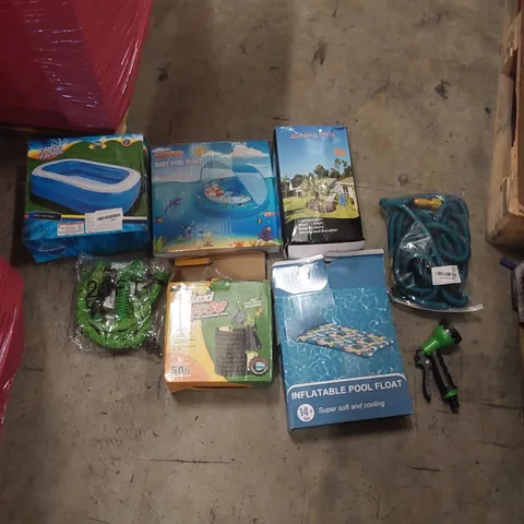 PALLET CONTAINING A LARGE QUANTITY OF ASSORTED HOSE PIPES, POOL INFLATABLES ECT