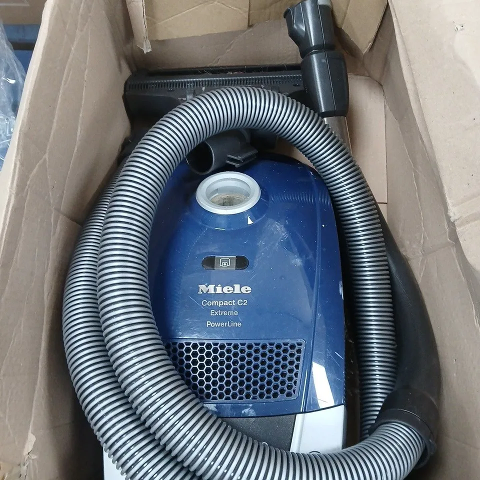 MIELE COMPACT C2 EXTREME POWERLINE VACUUM CLEANER
