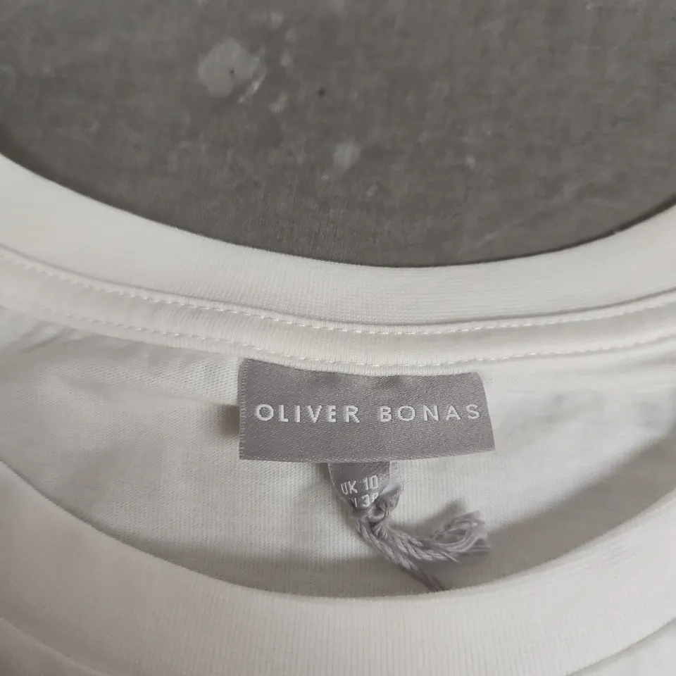 OLIVER BONAS WHITE GRAPHIC T-SHIRT – UK 10