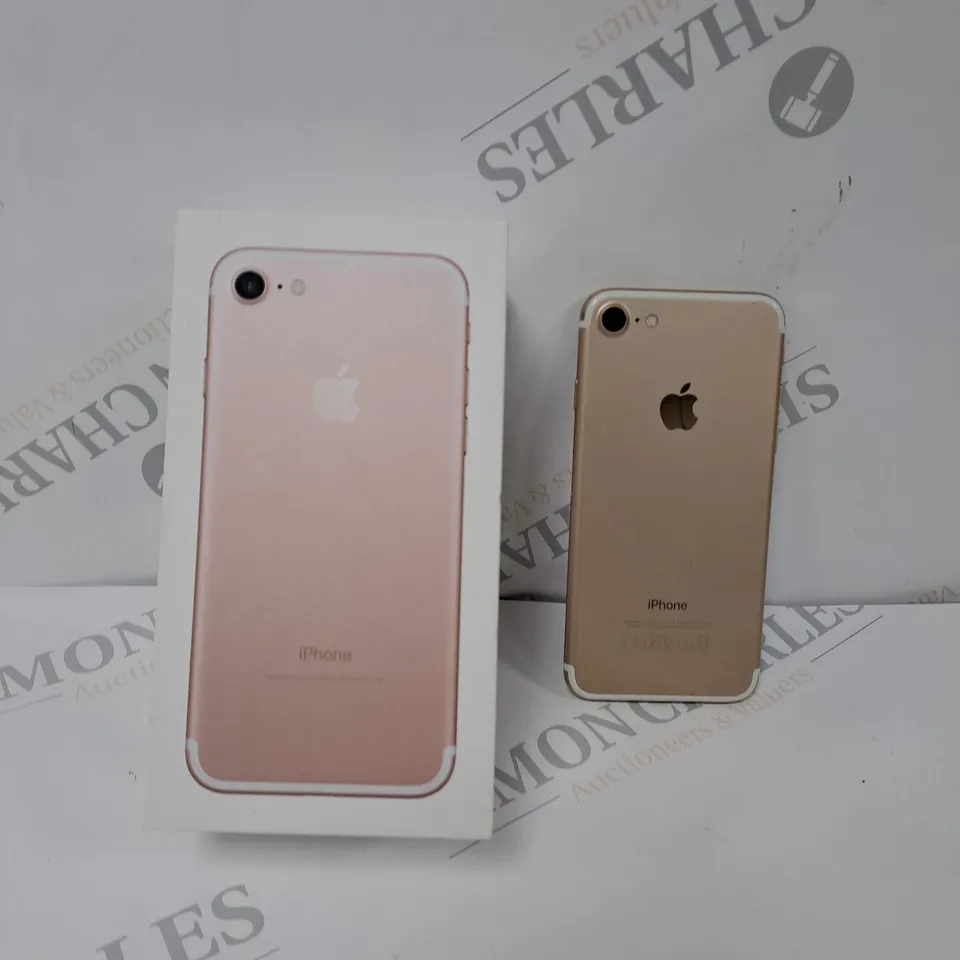 BOXED APPLE IPHONE 7 (A1778)