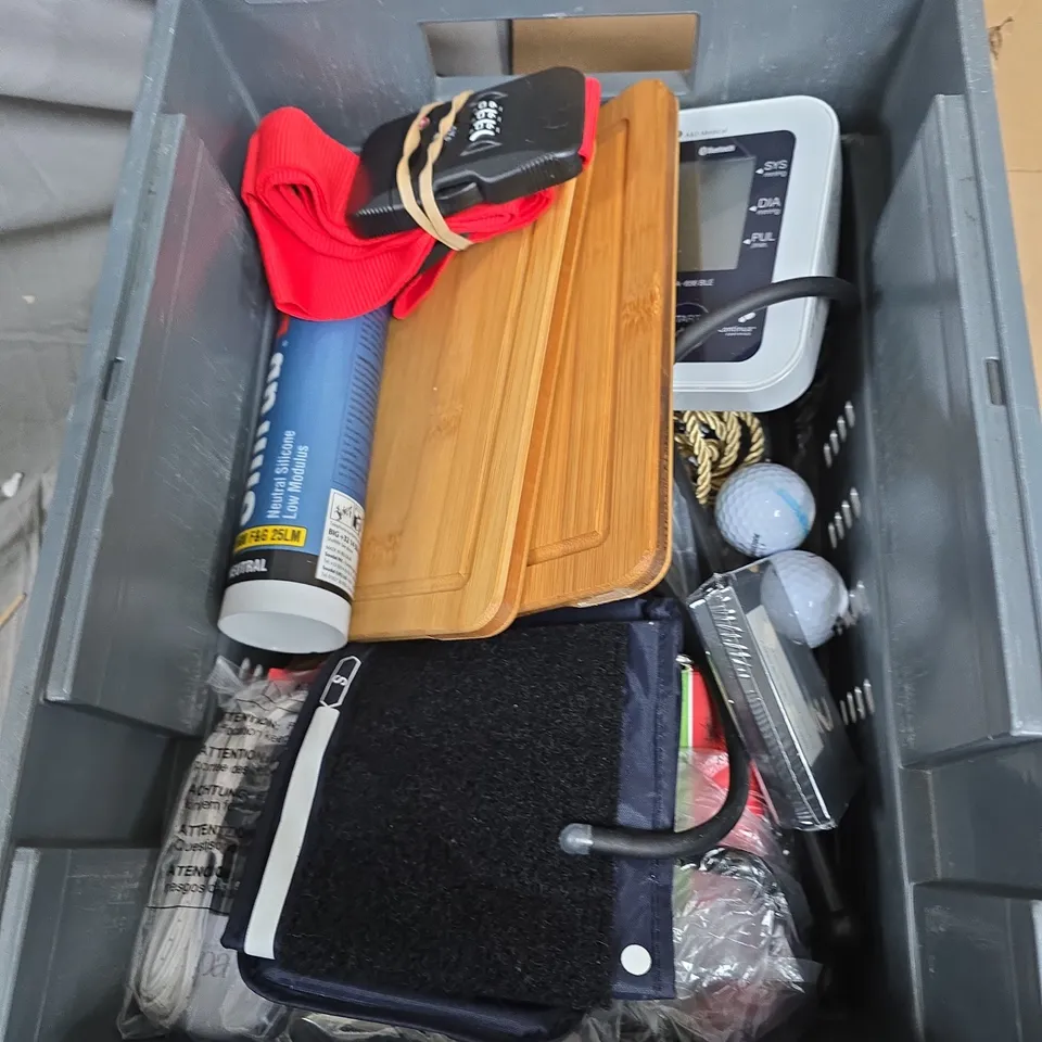 APPROXIMATELY 15 ASSORTED HOUSEHOLD PRODUCTS TO INCLUDE STAPLE GUN, HALIBUT FOOD PELLETS, PAINTERS TAPE ETC 