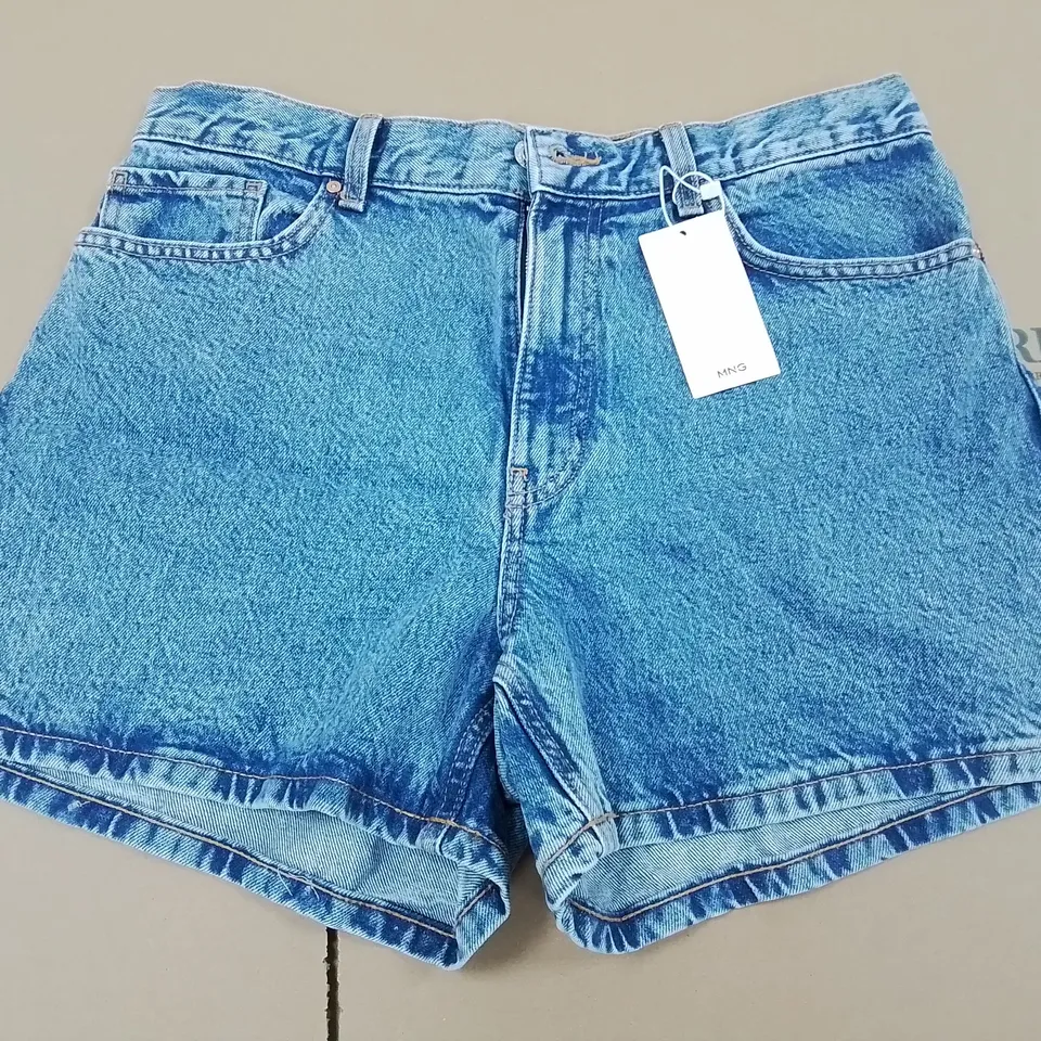 MNG STRAIGHT HIGH WAIST SHORTS - 42