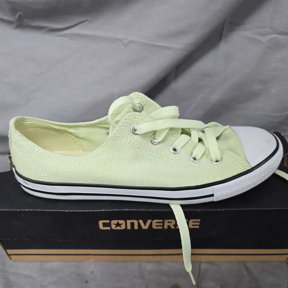 BOXED PAIR OF CONVERSE CANVAS SHOES IN GREEN - UK 5