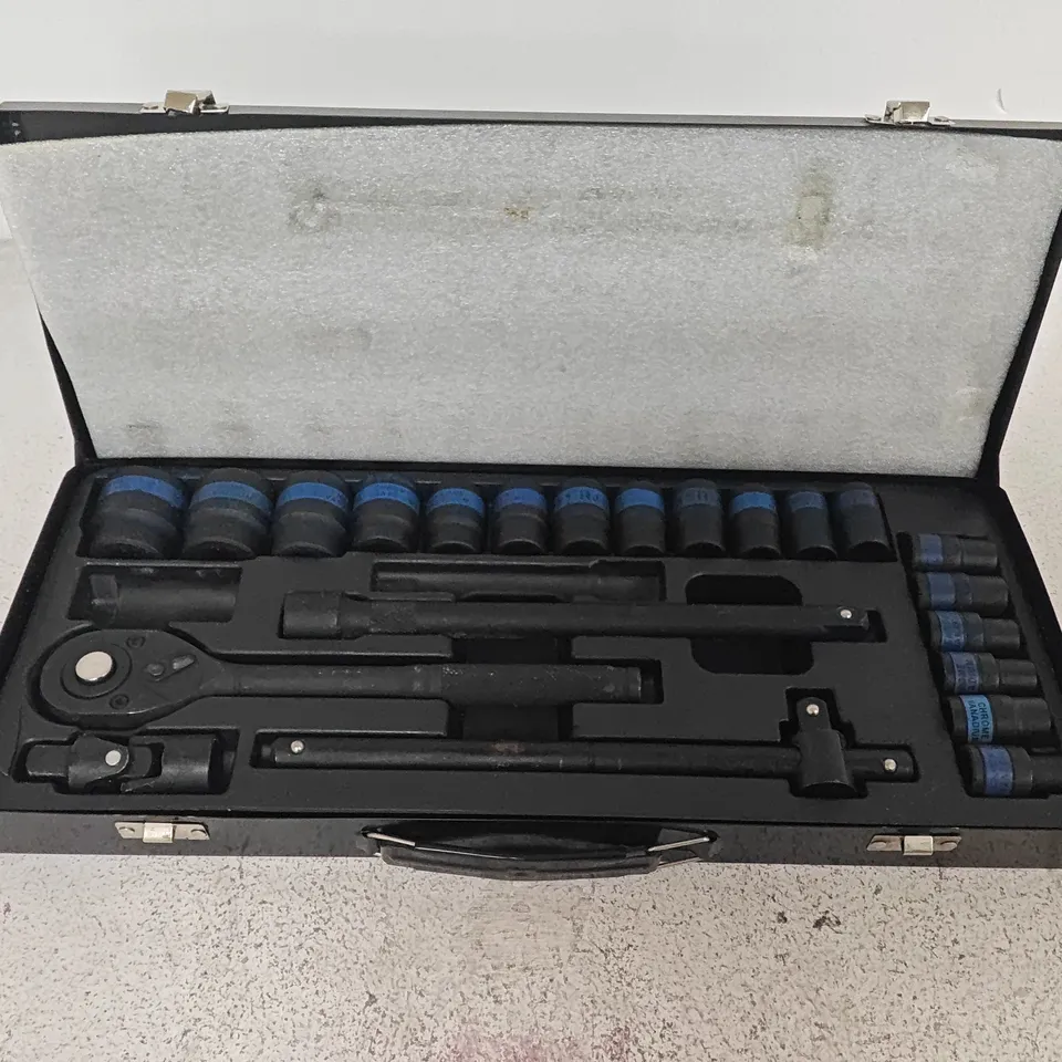 SOCKET SET IN CARRY CASE – CHROME VANADIUM