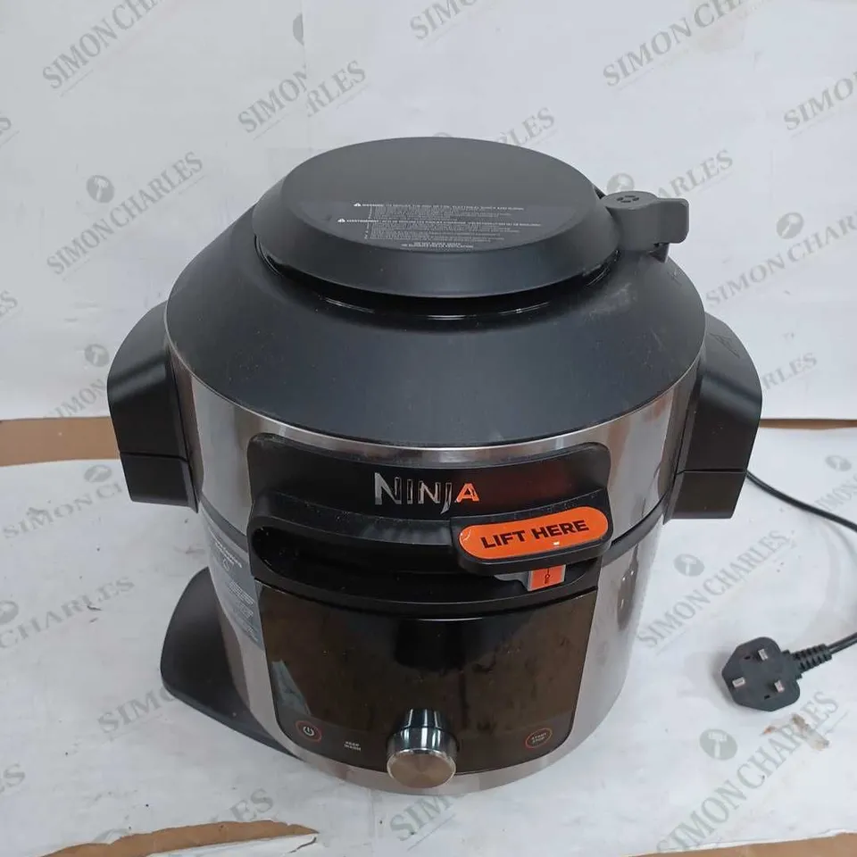 NINJA FOODI SMARTLID 7.5L MULTI COOKER & AIR FRYER