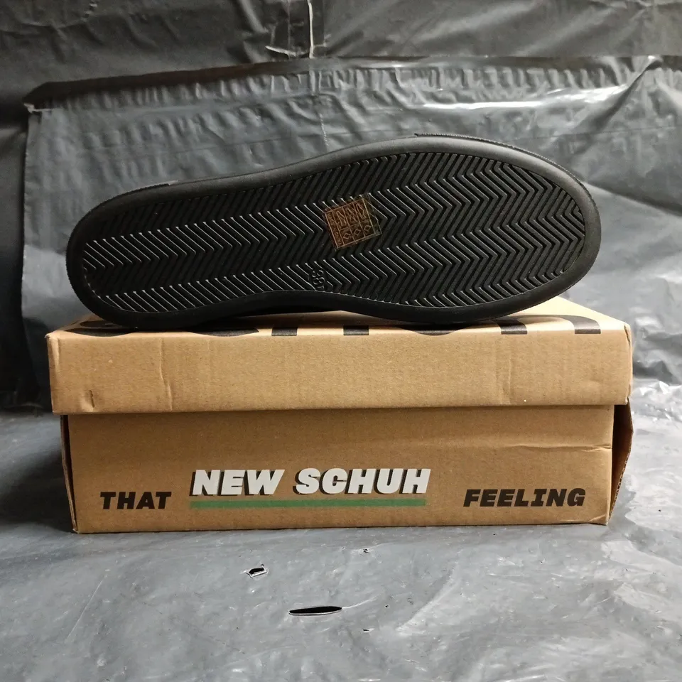 BOXED PAIR OF SCHUH MARLEY LACE UP TRAINERS IN BLACK SIZE EU 38