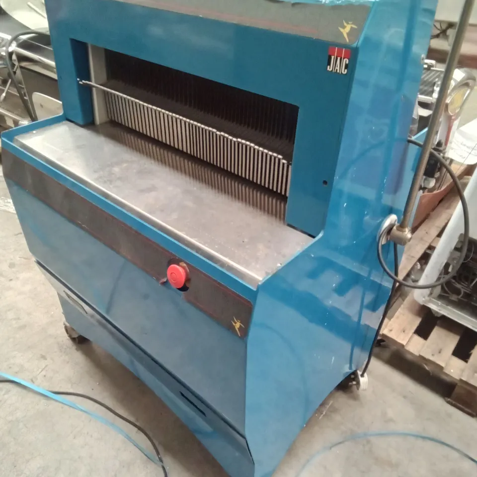 JAC BREAD SLICER