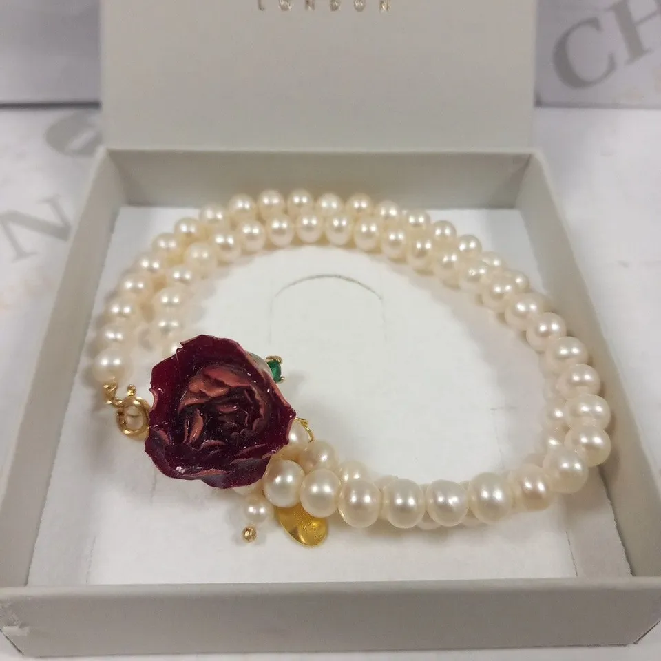 BOXED I'MMANY LONDON ROSE AND PEARL NECKLACE