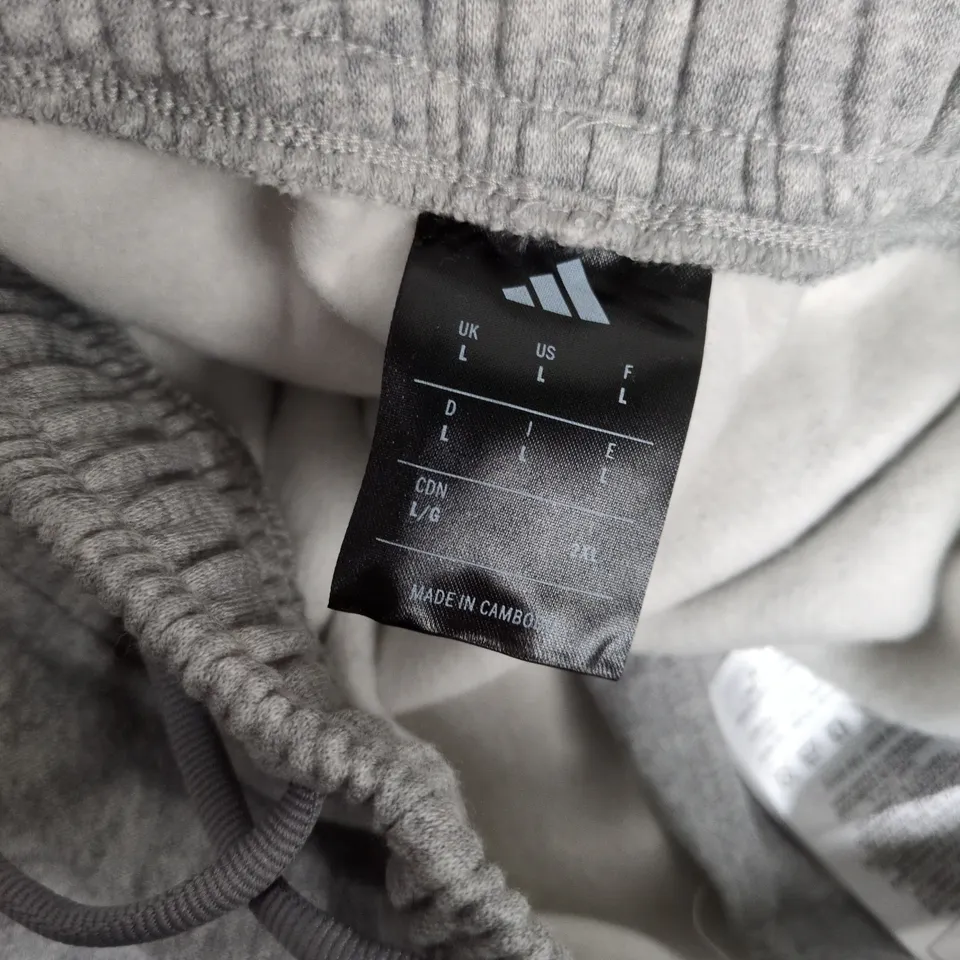 ADIDAS LOGO JOGGERS IN GREY - UK LARGE