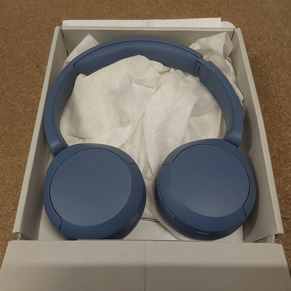 BOXED SONY WH-CH520 HEADPHONES IN BLUE