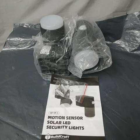 BUILDCRAFT MOTION SENSOR SOLAR LED SECURITY LIGHTS WITH INSTRUCTIONS BOXED