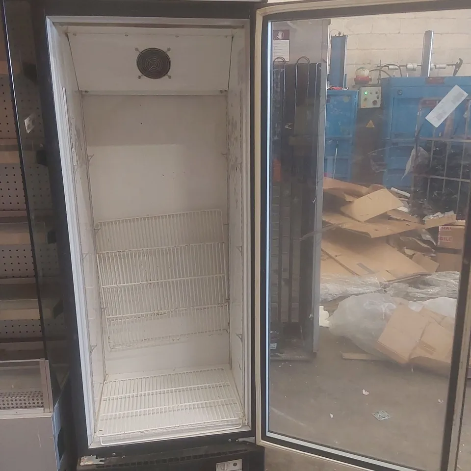 STERLING PRO SP375GL COMMERCIAL DISPLAY CHILLER
