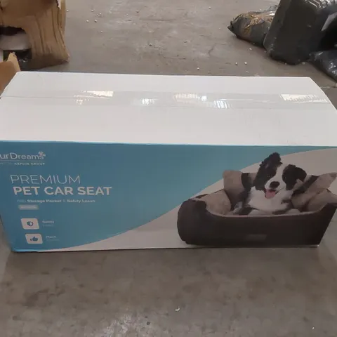 BOXED FURDREAMS PREMIUM PET CAR SEAT