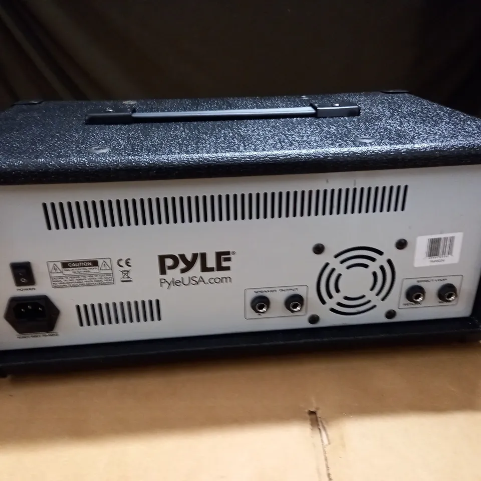 UNBOXED PYLE PMX 802M 8-CHANNEL POWERED MIXER 800W