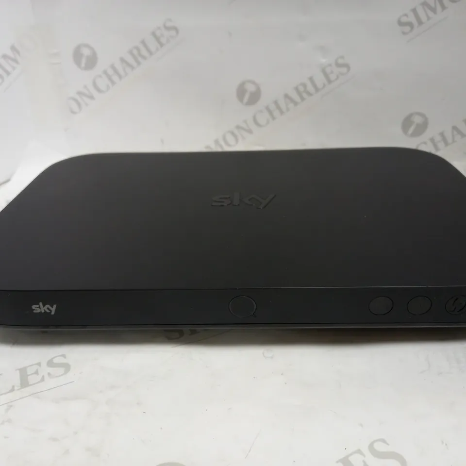 SKY Q 1TB TV BOX