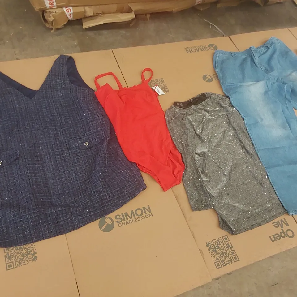 PALLET CONTAINING APPROXIMATELY 600x BRAND NEW ASSORTED DESIGNER CLOTHING ITEMS INCLUDING: JD WILLIAMS JUMPER, JEANS, TOPS, MAGISCULPT BATHING SUIT ECT