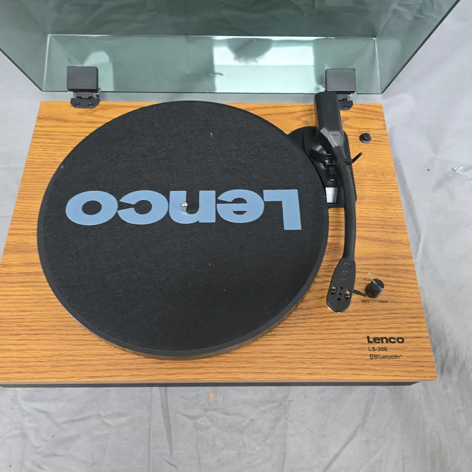 Lenco LS-300 Bluetooth Turntable with Glass Lid – Wood Plinth