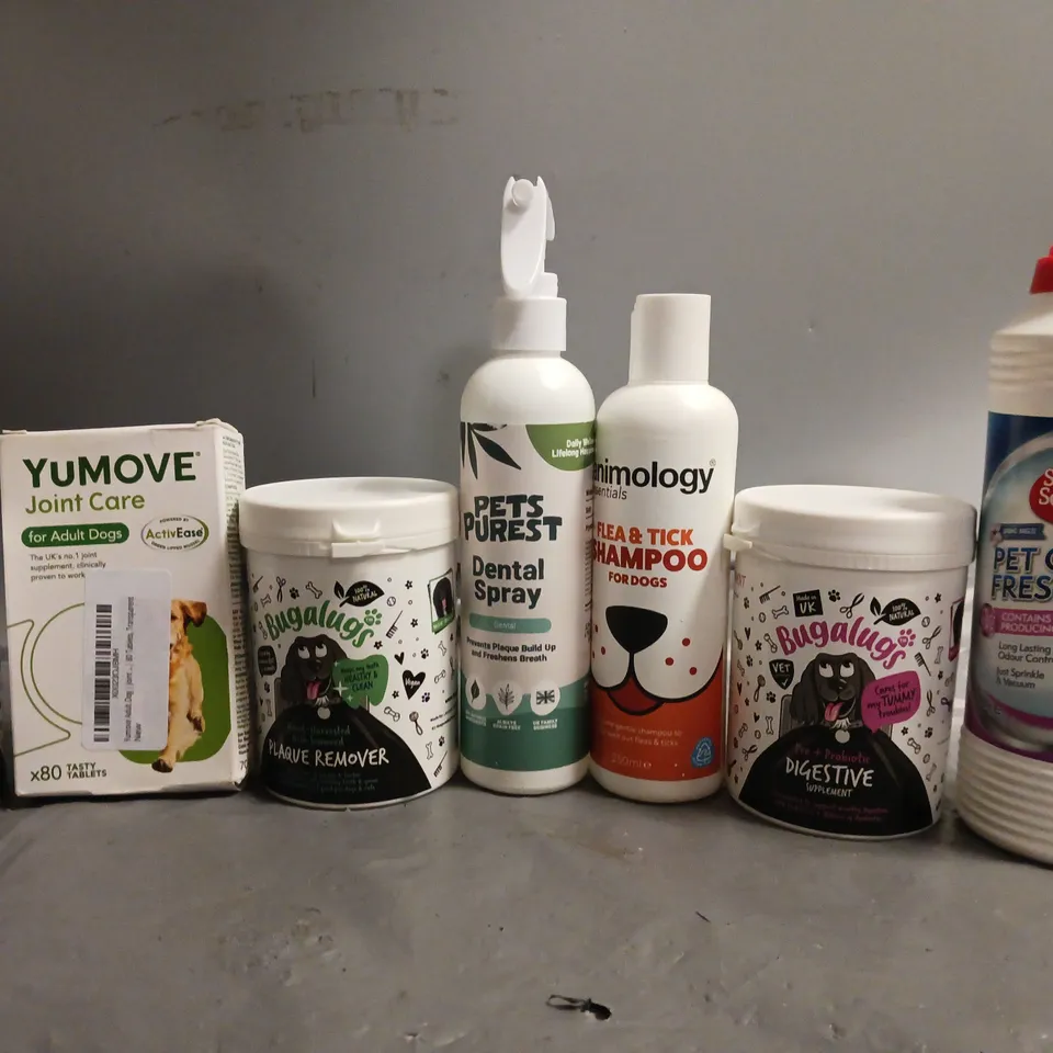 BOX OF APPROXIMATELY 15 ASSORTED PET ITEMS TO INCLUDE -BUGALUGS DIGESTIVE , FLEA & TICK SHAMPOO , PETS PUREST DENTAL SPRAY ETC