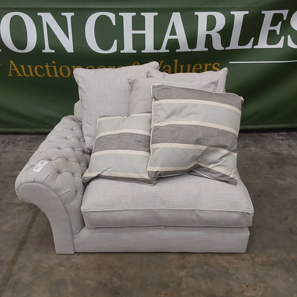 DESIGNER FABRIC UPHOLSTERED SOFA PART WITH CUSHIONS - INCOMPLETE SOFA PIECE 