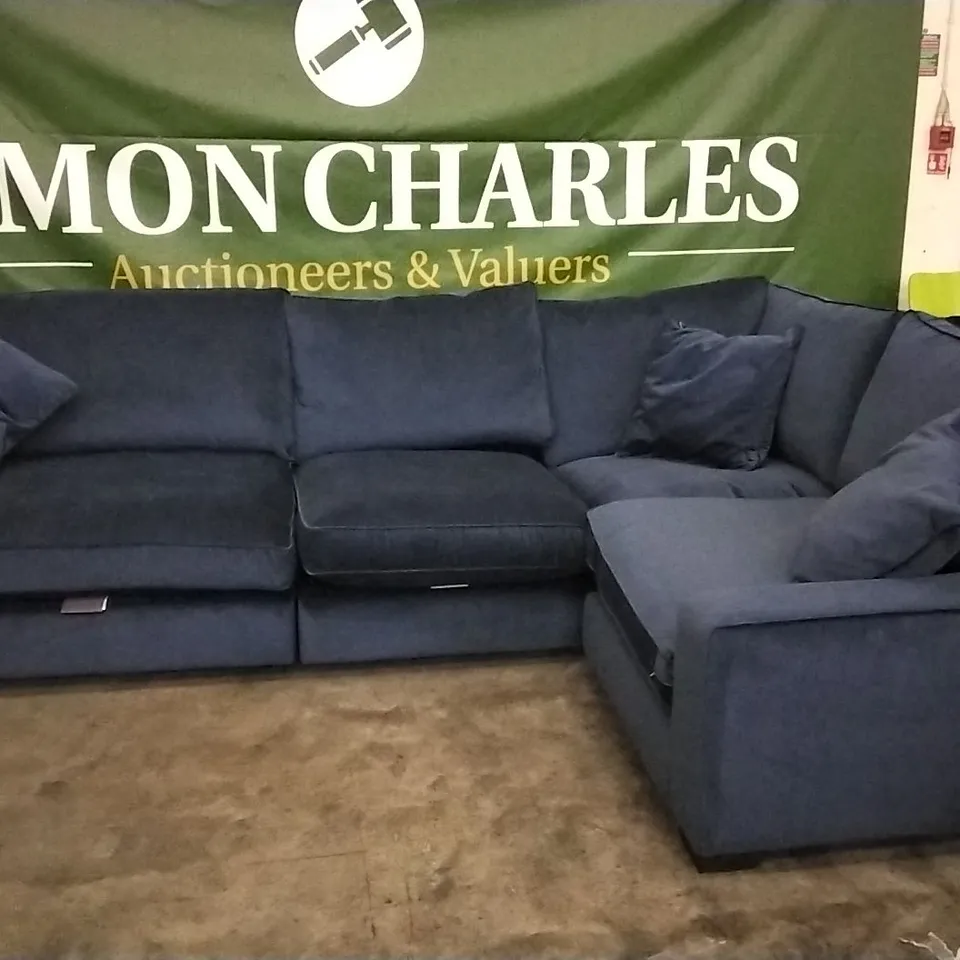 QUALITY DESIGNER LOUNGE CO CORNER GROUP SOFA WITH CHAISE SECTION IN NAVY BLUE SUEDE