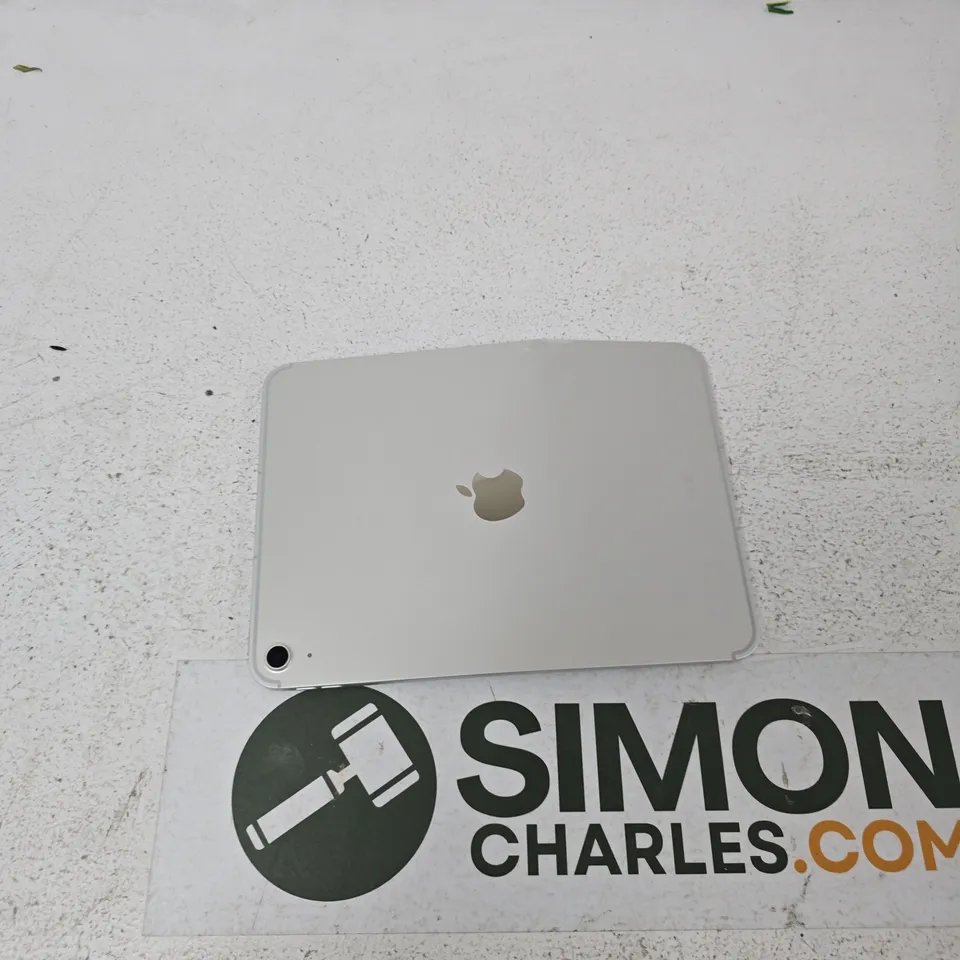 APPLE IPAD (A16) 128GB SILVER – WI‑FI + CELLULAR (CRACKED SCREEN) BENT