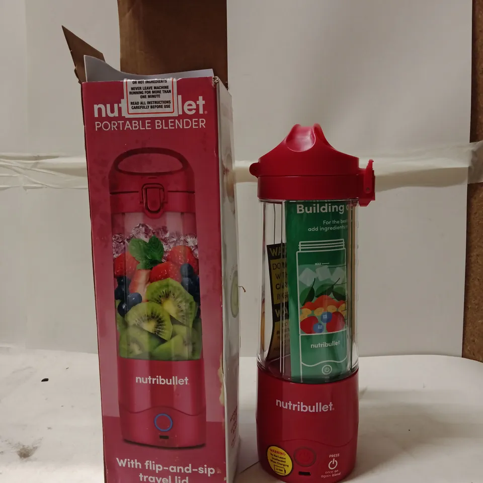 NUTRIBULLET PORTABLE BLENDER – RED, BOXED