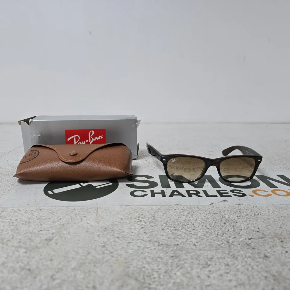 RAY-BAN NEW WAYFARER SUNGLASSES - LIGHT HAVANA