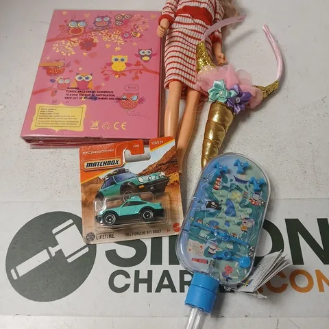 APPROXIMATELY 10 ASSORTED TOYS AND GAMES TO INCLUDE DOLL, MATCHBOX CAR, PLUSH TOY ETC
