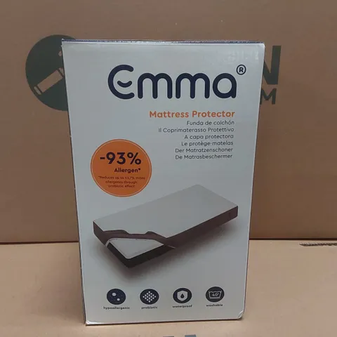 BRAND NEW BOXED EMMA SMART SLEEVE 140 X 200 MATTRESS PROTECTOR 