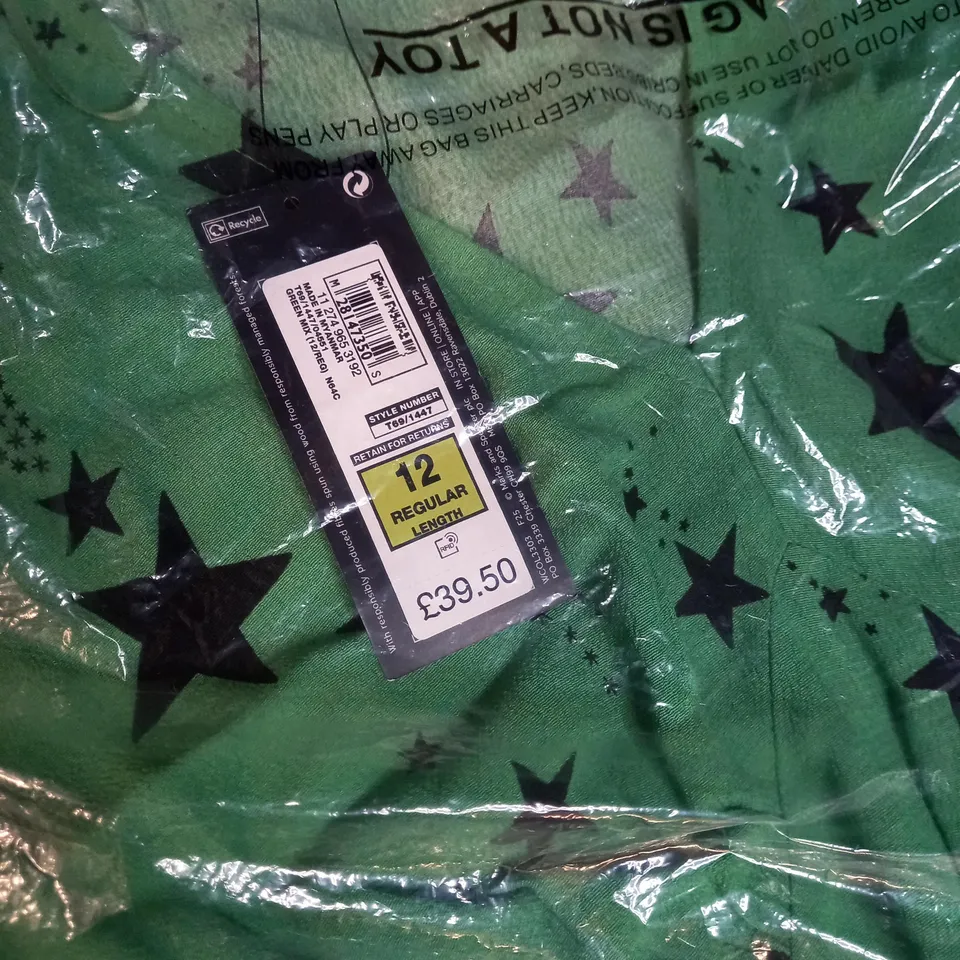 M&S GREEN/STAR PRINT MAXI DRESS - SIZE 12