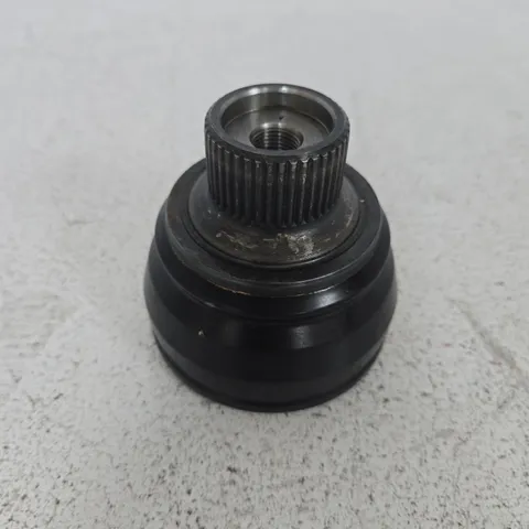 AUTOMOTIVE CV JOINT / DRIVESHAFT COMPONENT – SPLINED INNER BORE