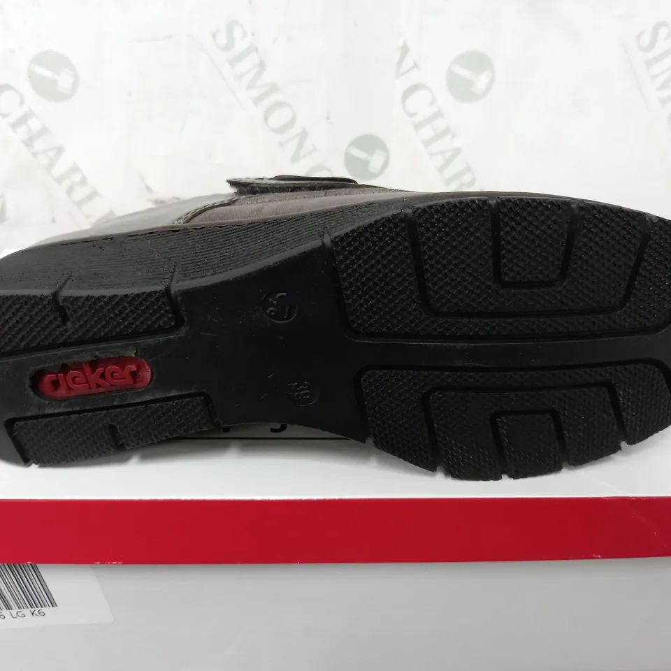 BOXED RIEKER VELCRO STRAP 537C0-42 SHOES IN GREY - EU 39