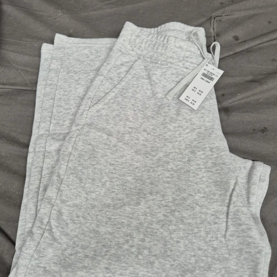 HOLLISTER SHORTS - WHITE - SIZE SMALL