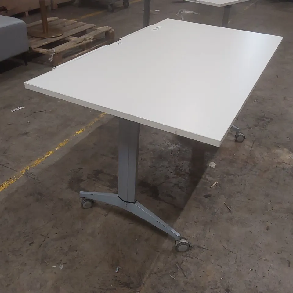PORTABLE FOLD UP DESK