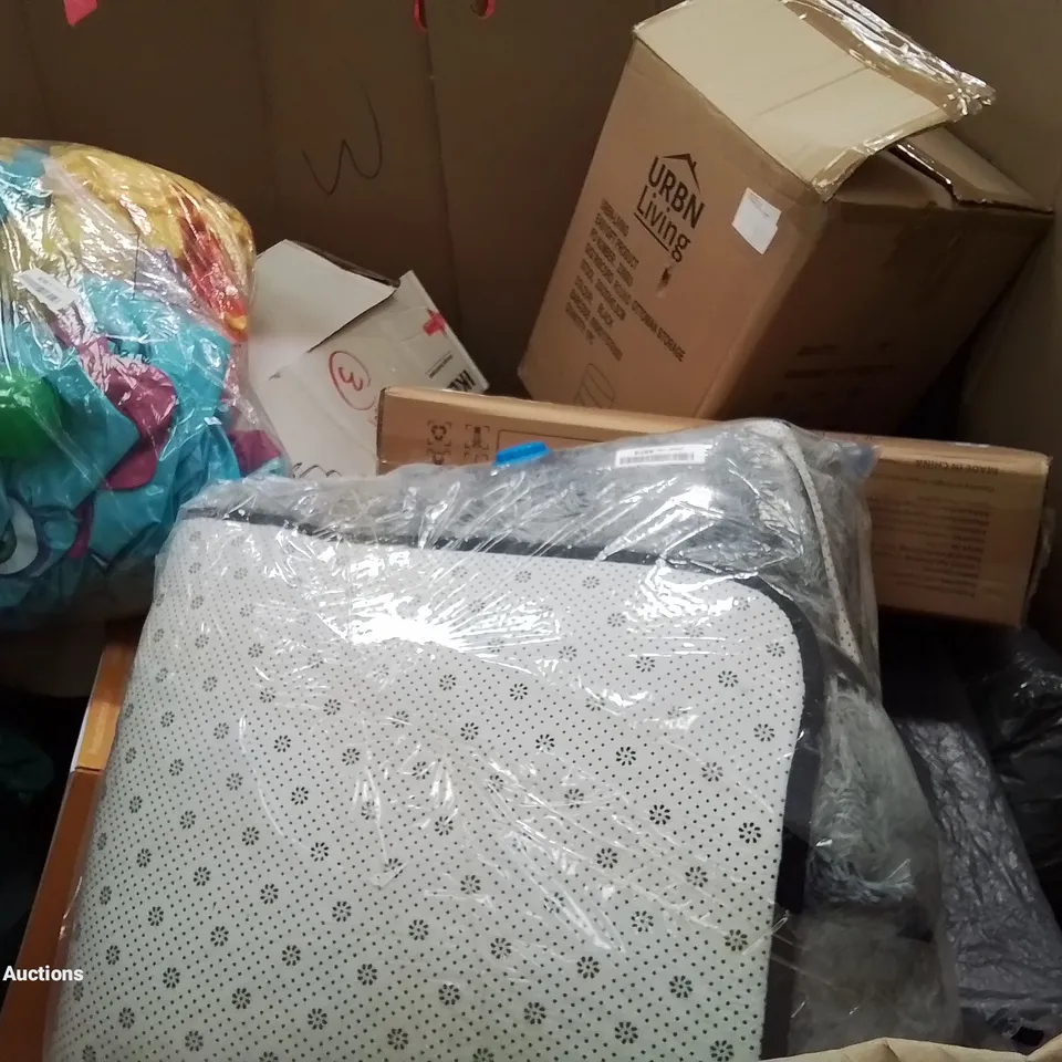 PALLET OF ASSORTED ITEMS INCLUDING BUCKET STORAGE, NON-WOVEN FABRIC WARDROBE, TOILET SEAT, AOFUNNY PADDED CHAIR, ROUND OTTOMAN STORAGE
