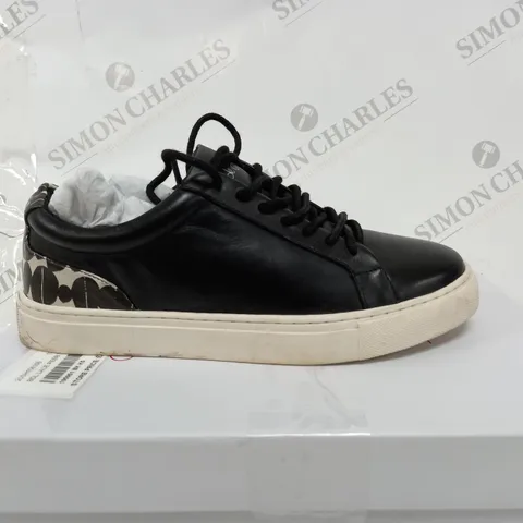 BEU DE JIFI BLACK TRAINERS WITH WHITE PLATFORM - SIZE 5