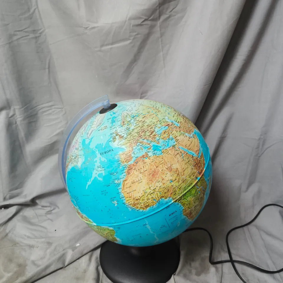 LIGHT UP WORLD GLOBE
