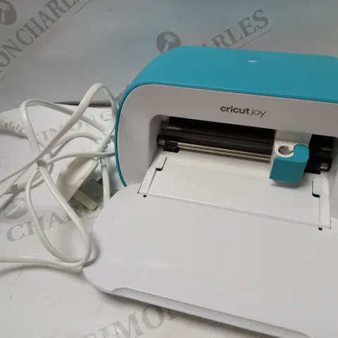 CRICUT 2007992 JOY CUTTING MACHINE