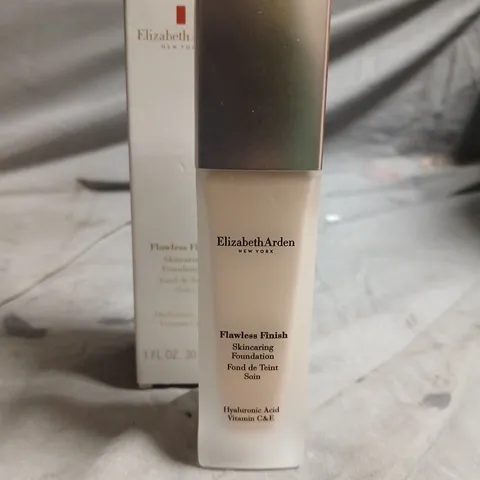 ELIZABETH ARDEN FLAWLESS FINISH SKINCARING FOUNDATION – 30 ML SHADE 150N