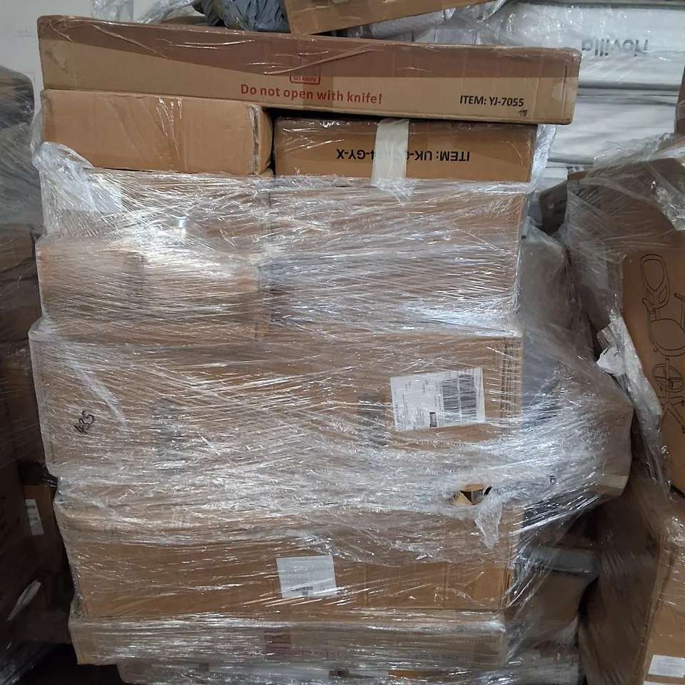 PALLET OF ASSORTED ITEMS TO INCLUDE BARREL THEMED ITEM, STORAGE RACK AND LIDDED BASIN