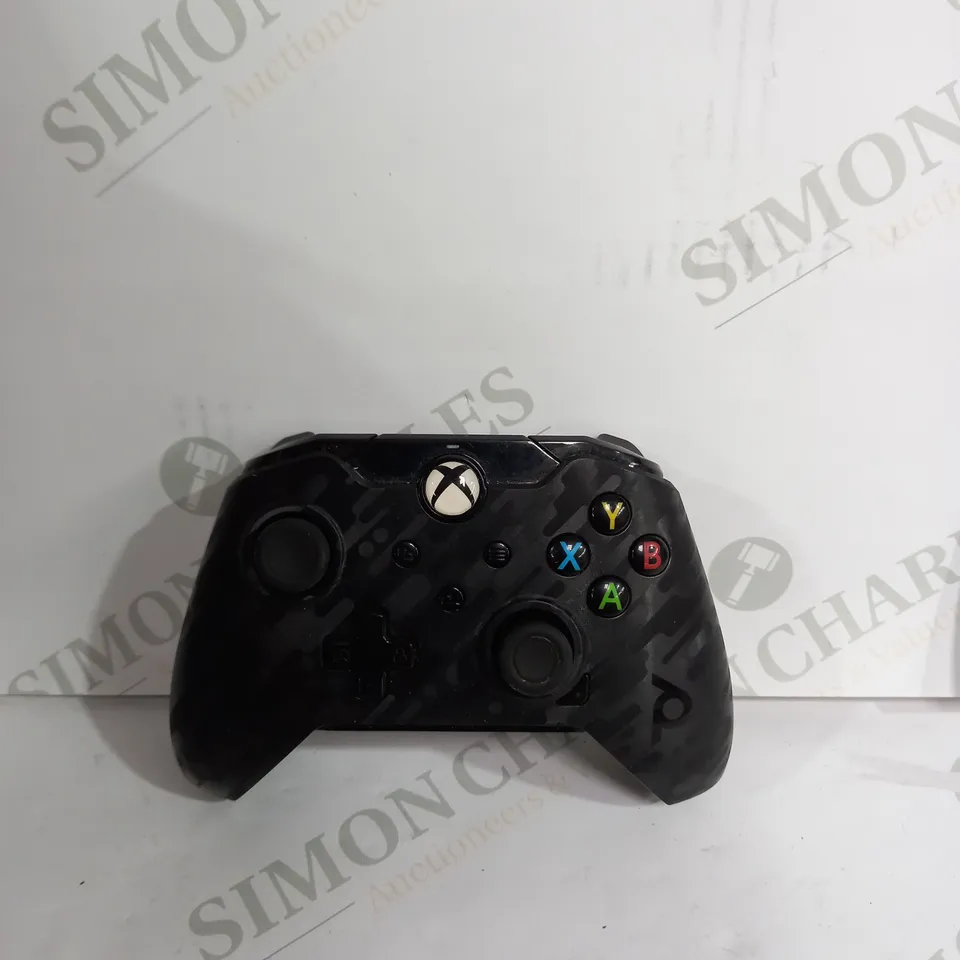 PDP GAMING PHANTOM BLACK WIRED XBOX CONTROLLER