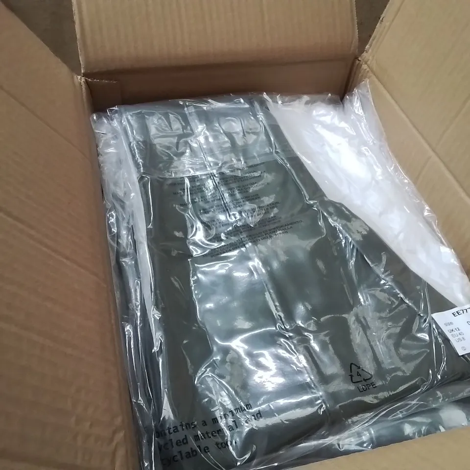 BOXED BRAND NEW APPROXIMATELY 23 JD WILLIAMS PU LEGGINGS DARK OLIVE SIZE 12