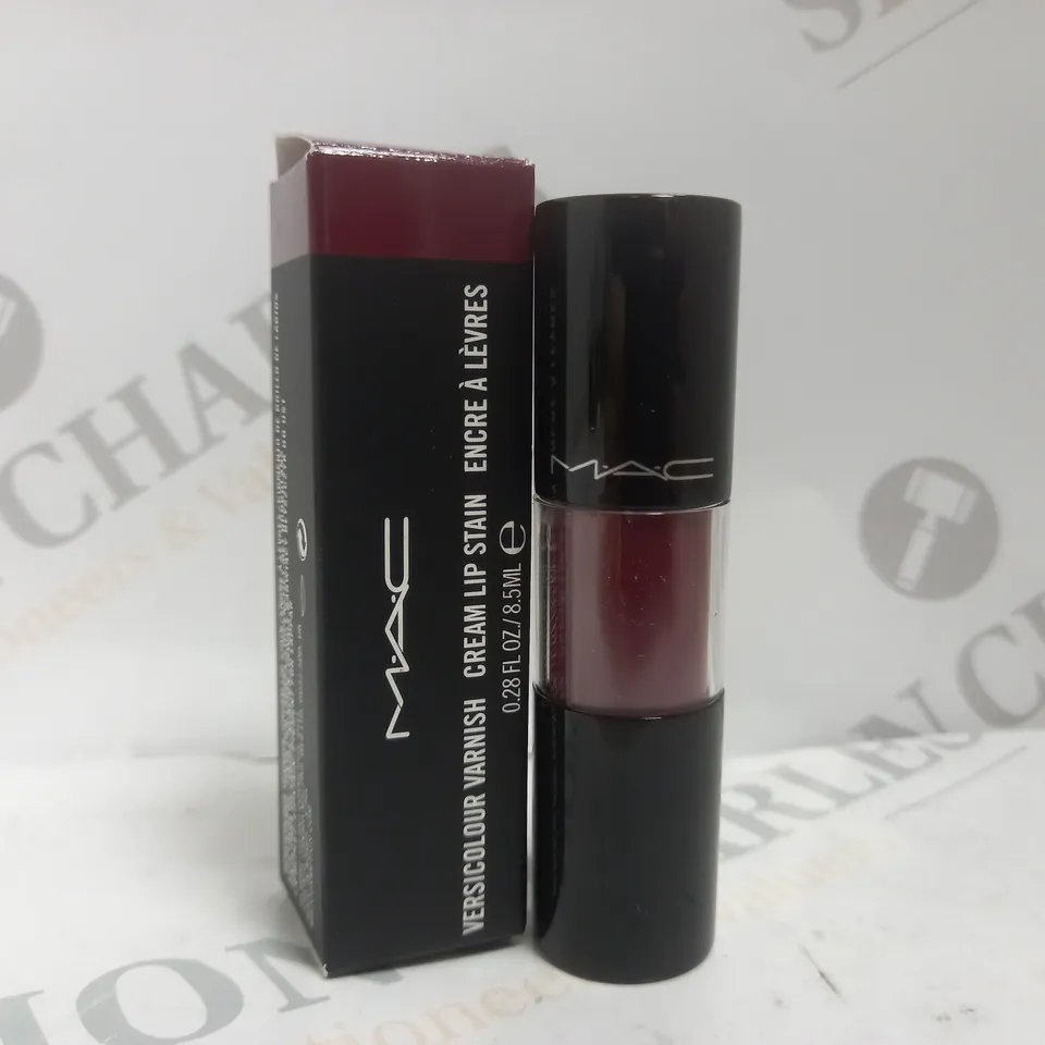 BOX OF 2 MAC COSMETICS VERSICOLOUR VARNISH CREAM LIP STAINS #114 SERIAL STAIN 