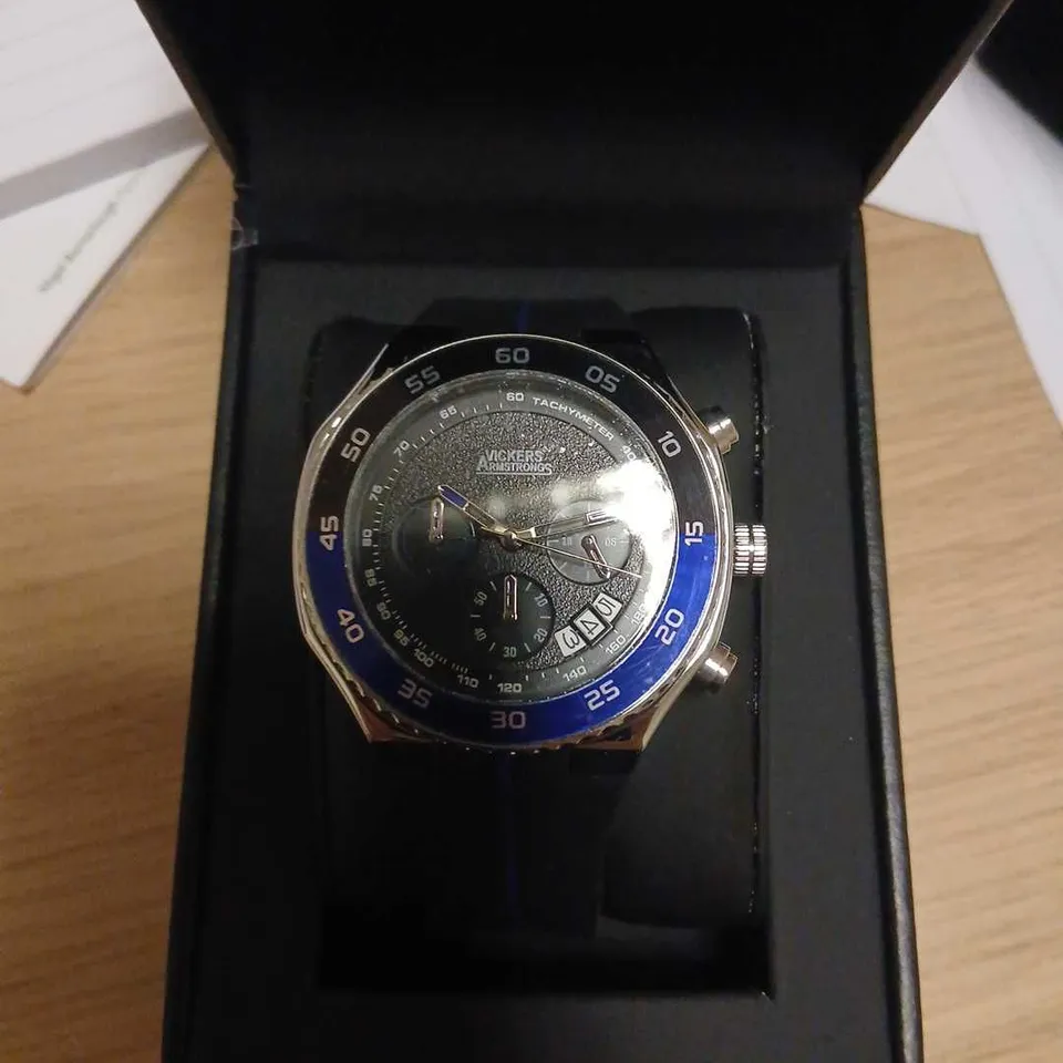 VICKERS ARMSTRONG HARRIER STEEL BLACK WATCH – VA0131 – BOXED